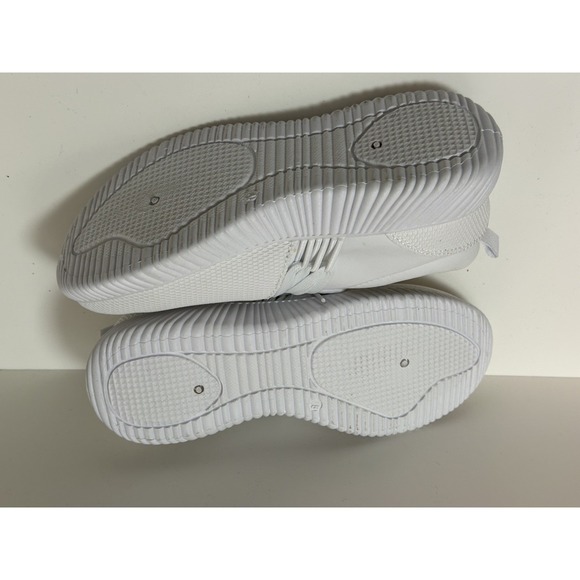 Luley By Lucy Avenue, Women's Lightweight Lace Up Sneakers,‎ White, Size 7.5 - Picture 9 of 9